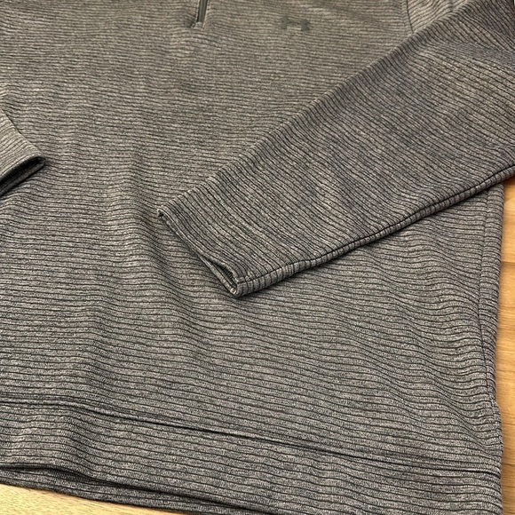 UNDER ARMOUR ⭐️ Golf Storm pullover - Picture 4 of 7